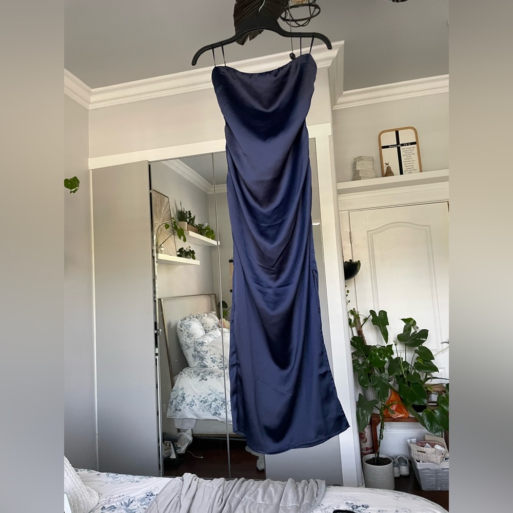 House of Harlow 1960 Midnight Blue silky Dress